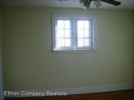2nd image of 1264 Hawthorne Pl APT B