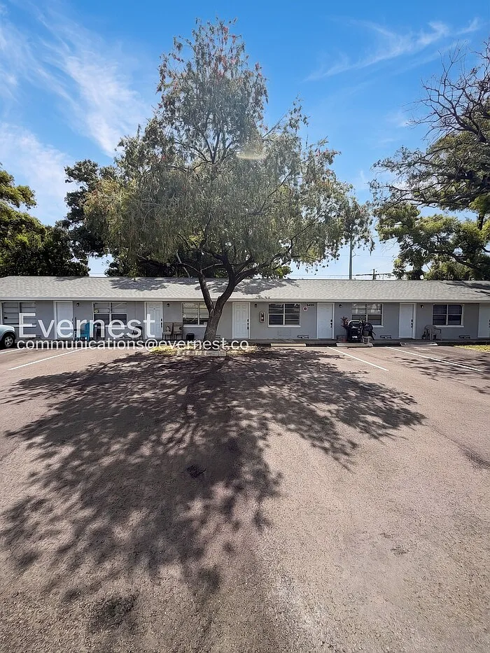 1 bed, 1.0 bath, 450 sqft, $1,395 — Photo 3