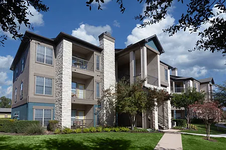 Lakeline Parmer Lane — Photo 17