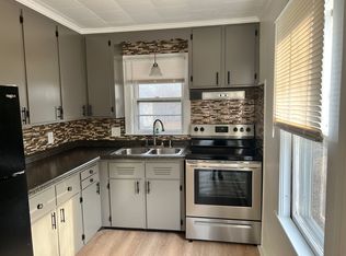 93 Highland Ave APT 6, Gardiner, ME 04345