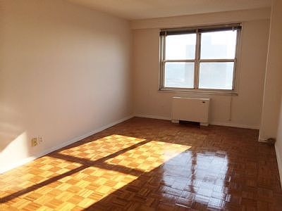 3rd image of 555 Kappock St APT 14S