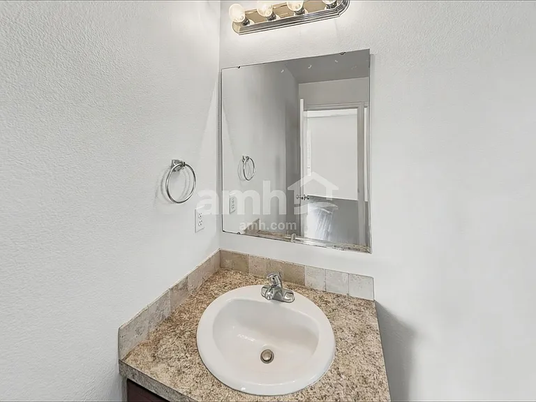 4716 Keepsake Ave — Photo 11