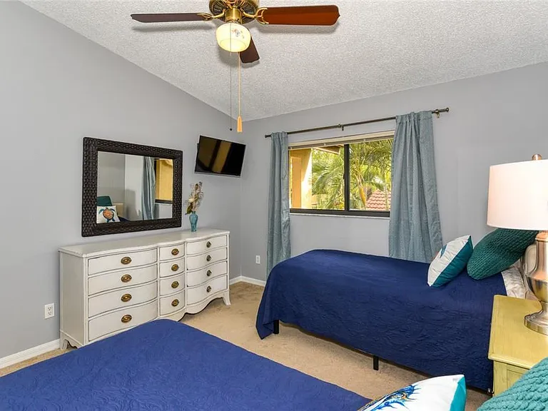 5652 Ashton Lake Dr #5652 — Photo 1