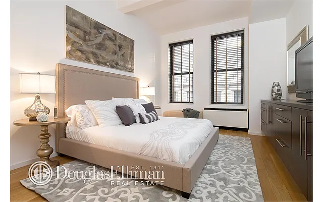 Sold by Douglas Elliman | media 5