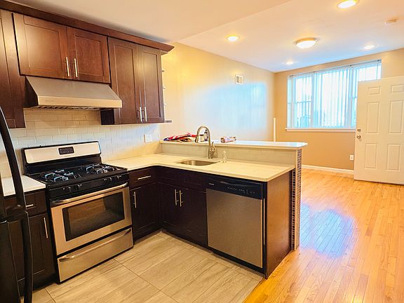 1st floor kitchen