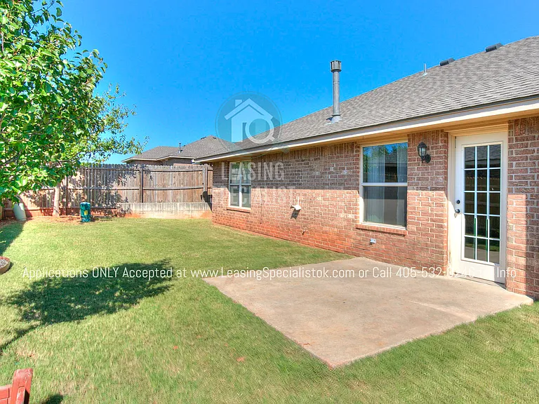 200 Tecumseh Meadows Dr — Photo 49