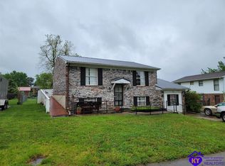 303 Par Ln, Elizabethtown, KY 42701