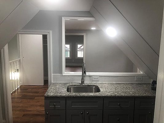 3rd image of 205-06 115th Ave #2