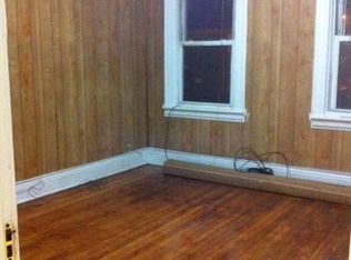 2220 Harman St, Flushing, NY 11385