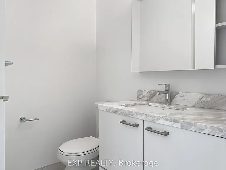 2221 Yonge St #1906 — Photo 14
