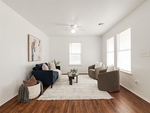 4th image of 3601 SW 41st St