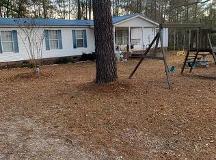 481 Country Village Est, Whiteville, NC 28472