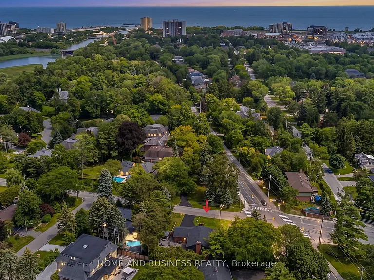 1335 Mississauga Rd — Photo 50