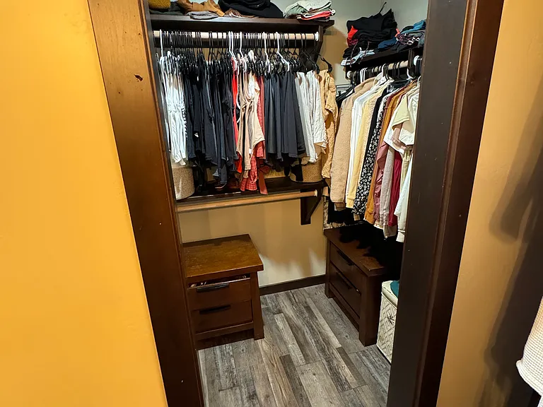 320 Fox Springs Cir #201 — Photo 8