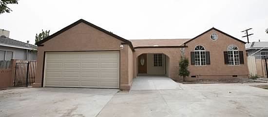 4th image of 6643 Beeman Ave