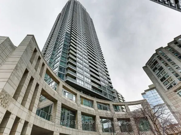 2191 Yonge St #2012, Toronto, ON M4S 3H8