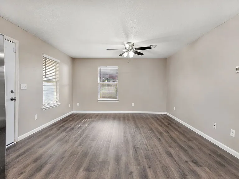 1612 Bradberry Pl — Photo 5