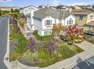 70 Arundel Dr, Hayward, CA