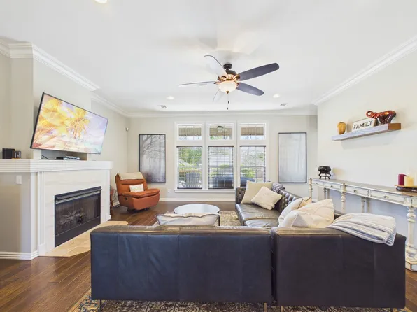 705 SW Maidstone Ave, Bentonville, AR 72712