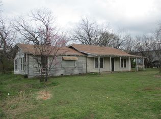 522 E Quitman St, Emory, TX 75440