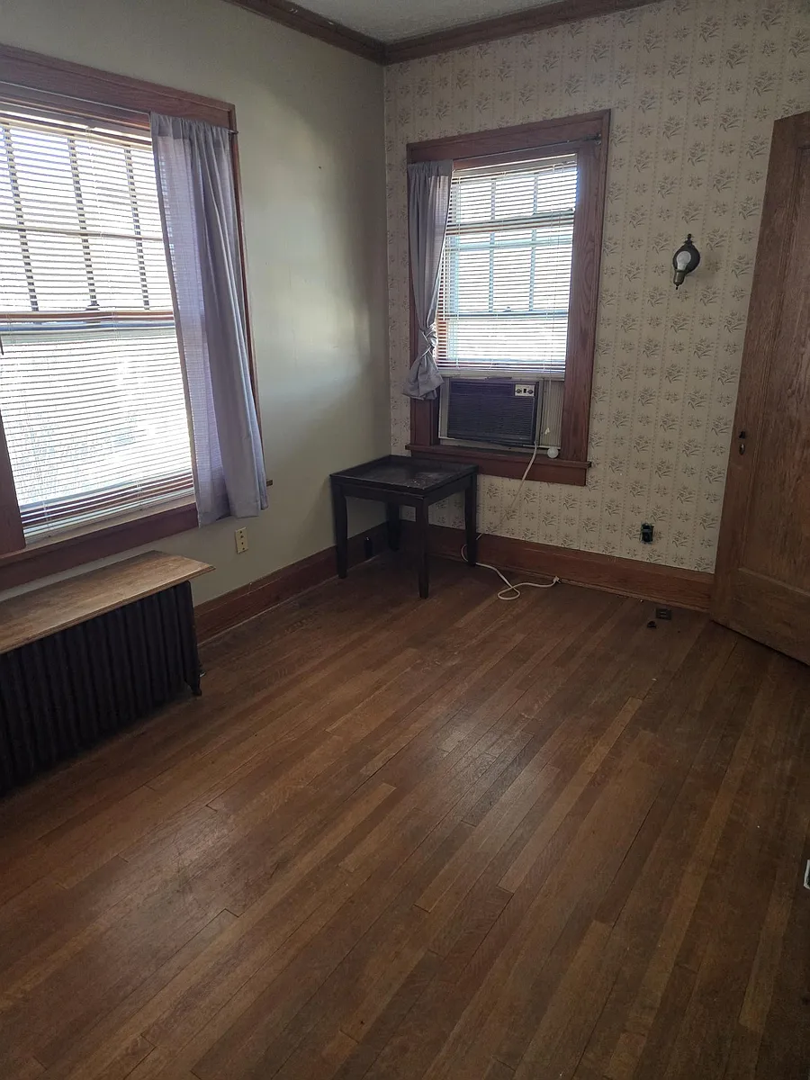 Building Photo - 324 N 38th St