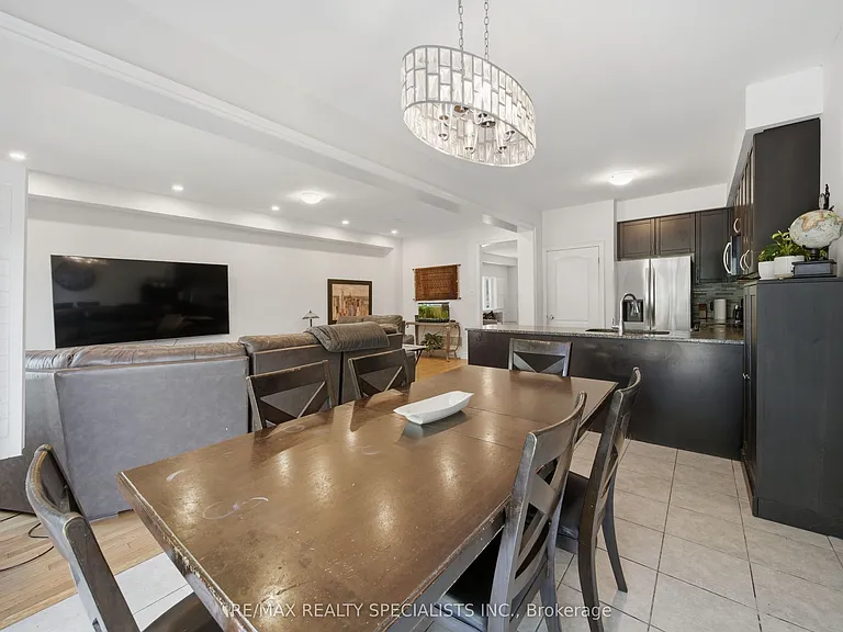 294 Miller Park Ave — Photo 16