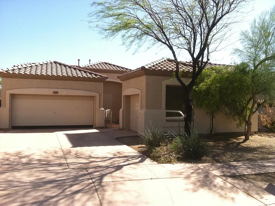 3105 W Eagle Claw Dr