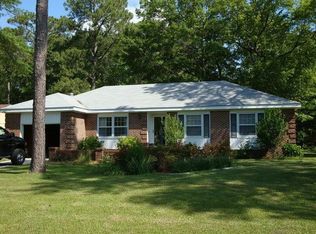 3602 Sunny Dr, Morehead City, NC 28557