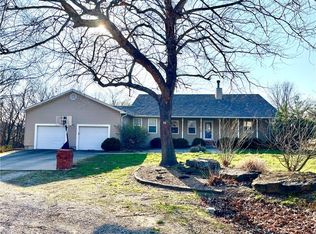 13751 E Musket Rd, Nevada, MO 64772