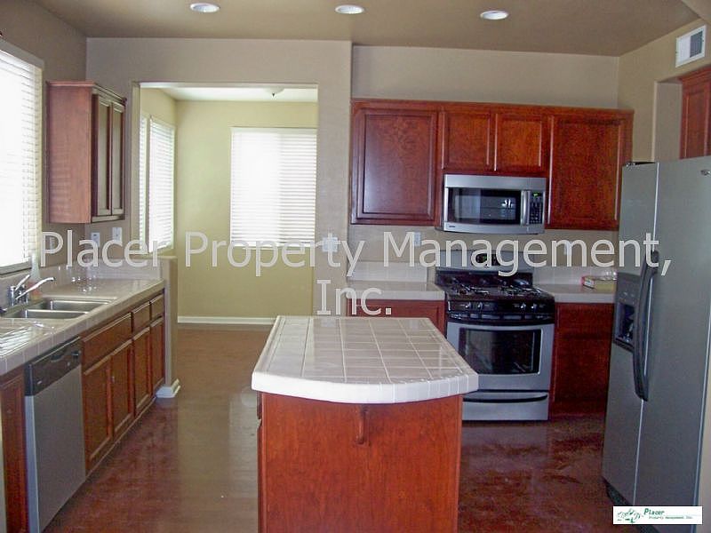 2nd image of 5030 Brimley Way