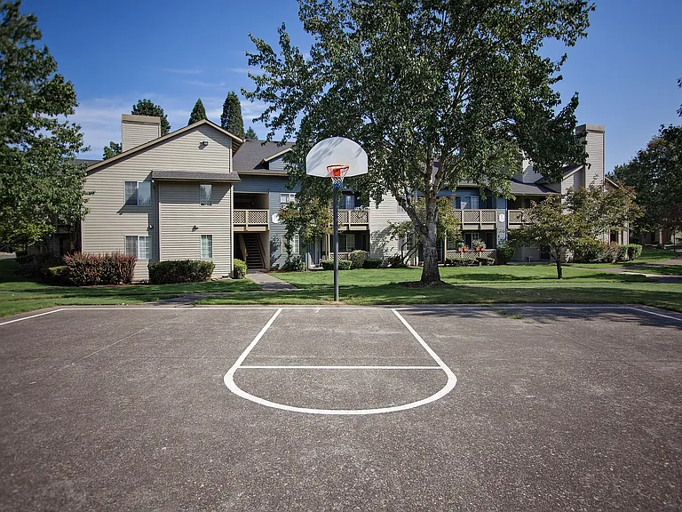 Stonesthrow Apartments — Photo 10