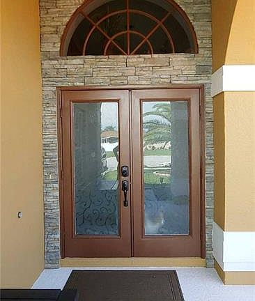 3rd image of 3618 Agualinda Blvd