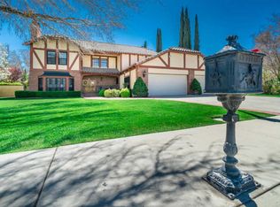 2704 Brentwood Dr, Lancaster, CA 93536