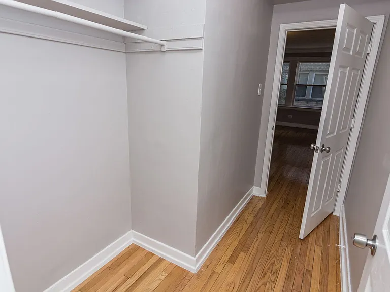 1115 E 81st Street — Photo 19