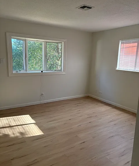 7969 Glenbar Way — Photo 13