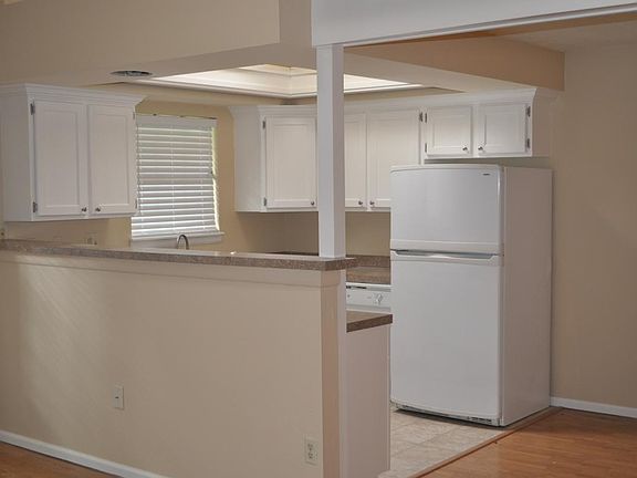 5th image of 3300 W Florida Ave APT 43