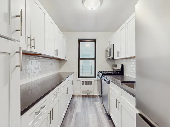 282 East 35th Street image 1 of 10