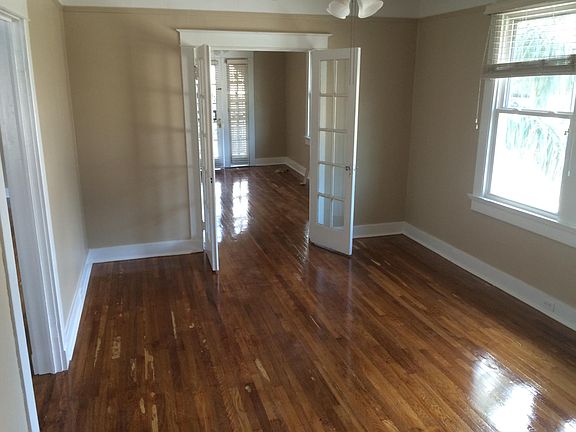 5th image of 2633 Joseph St