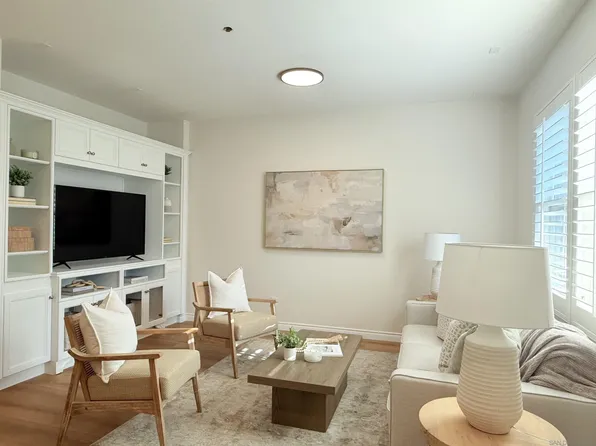 17070 Calle Trevino Unit 5, San Diego, CA 92127