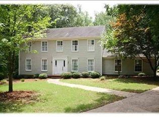 4 Hunting Hollow Rd, Greenville, SC 29615