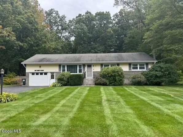 137 Juniper Drive, Ballston Spa, NY 12020