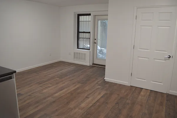 Rented by OvCo Realty | media 65