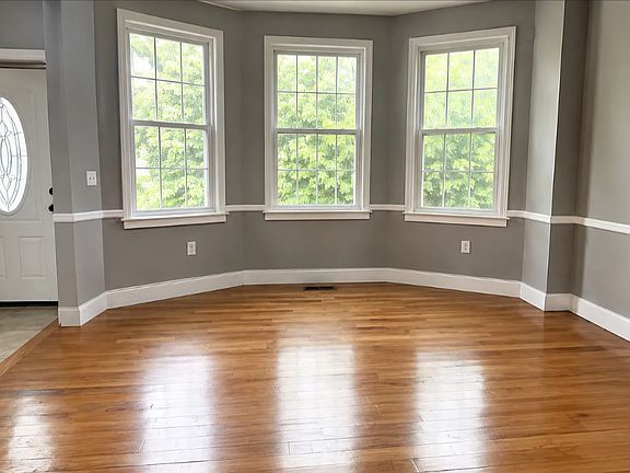 2nd image of 245 Ferry St #1