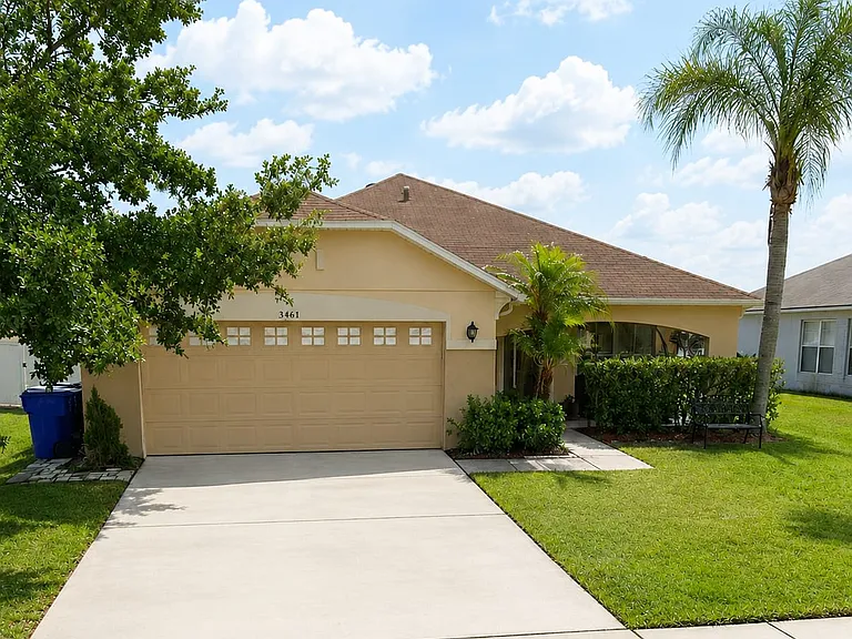3403 Waterfront Dr — Photo 1