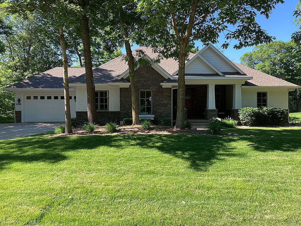 1st image of 1106 Oakwood Dr