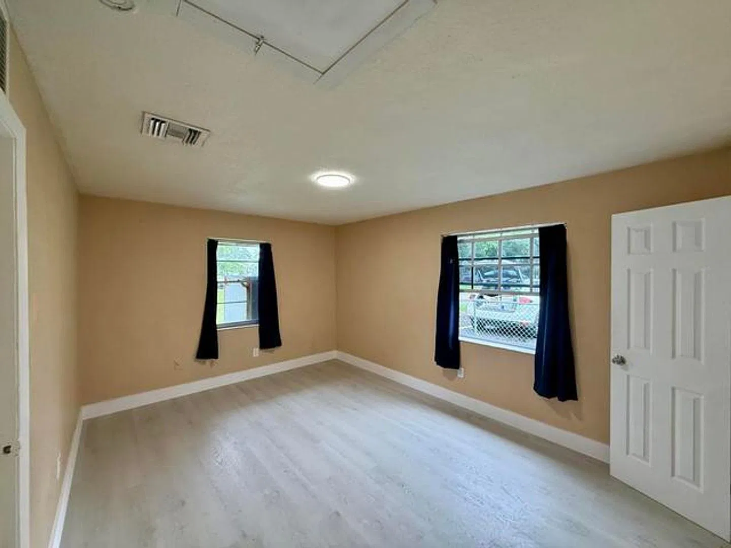 5905 NW 23rd Street, Lauderhill, FL 33313 - 3151 — Photo 4