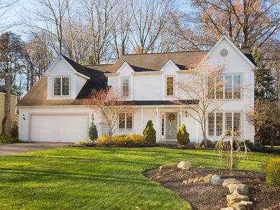 4742 Prestwick Xing, Westlake, OH, 44145