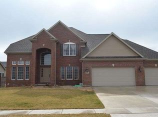 3911 Anabelle Dr, Bloomington, IL 61704