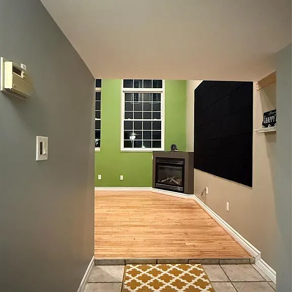 647 Irvine Ave #301 — Photo 8