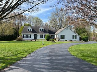 5581 Leffingwell Rd, Canfield, OH 44406